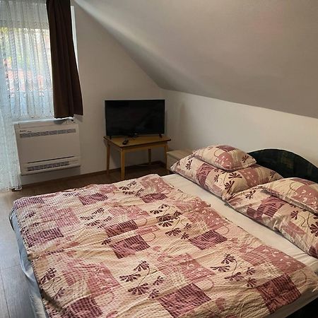 Talabér Vendégház Vonyarcvashegy Exterior foto